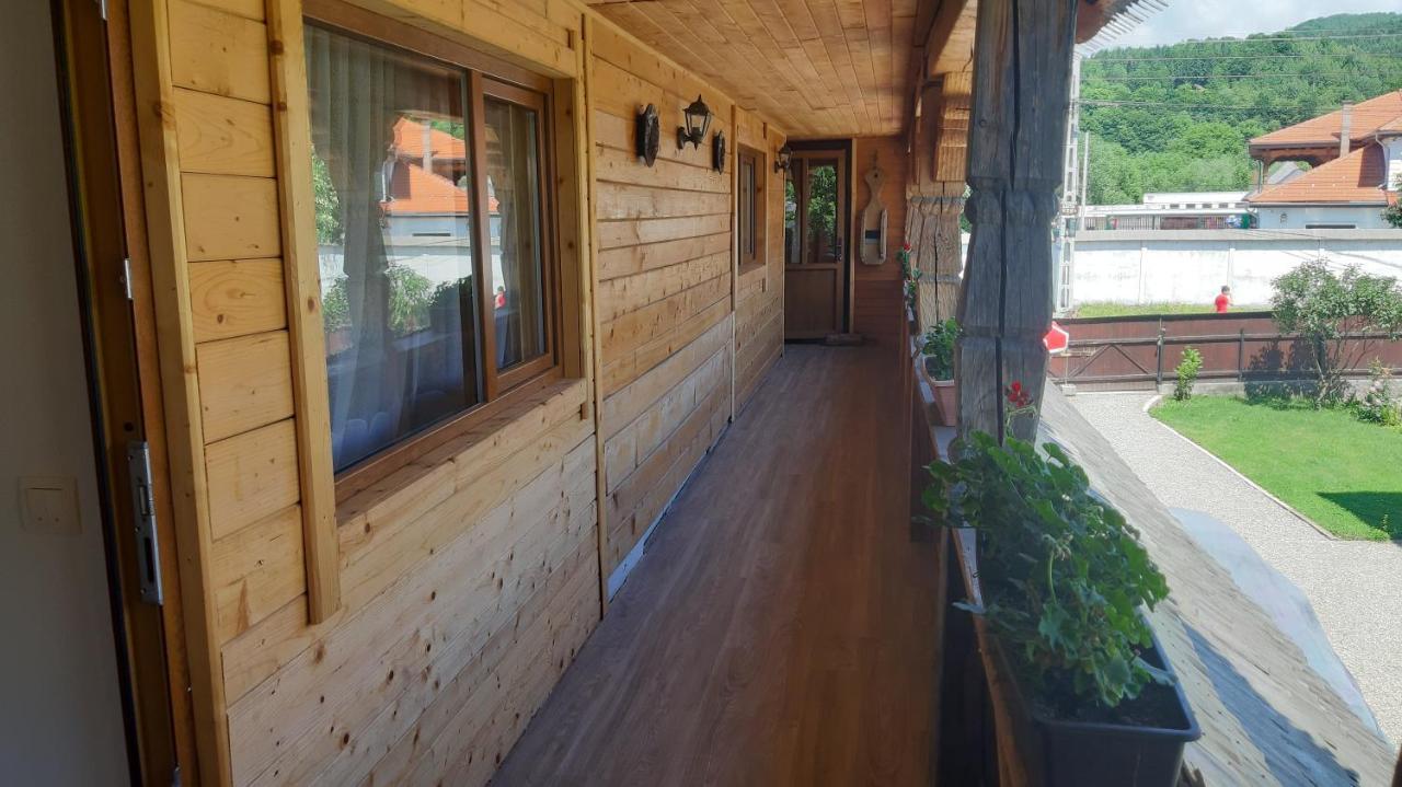 Casa Buga Ξενοδοχείο Vişeu de Sus Εξωτερικό φωτογραφία